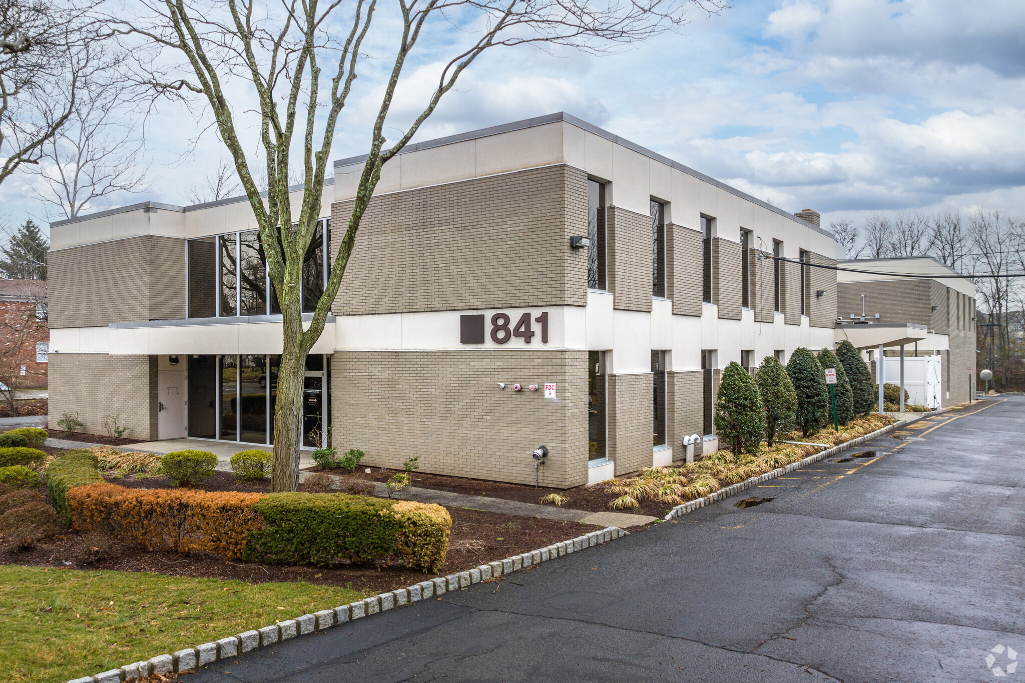 841 Mountain Ave, Springfield, NJ for Rent