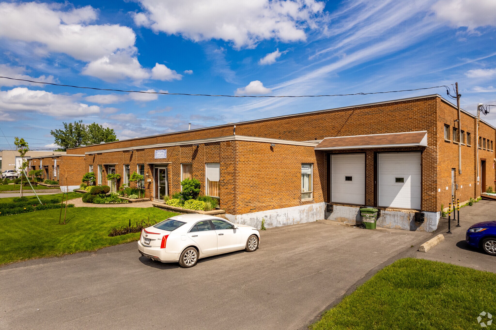 8340-8370 Rue Bombardier, Montréal, QC for Rent