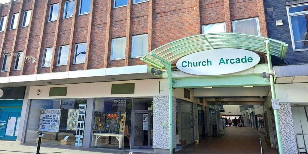 18-22 Harpur St, Bedford, BDF for Rent
