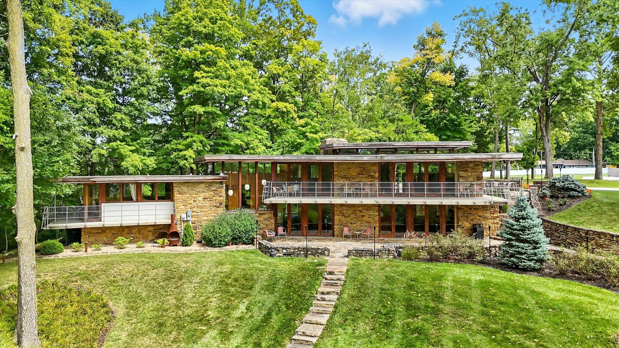 944 Fry Rd, Greenwood, IN for Sale