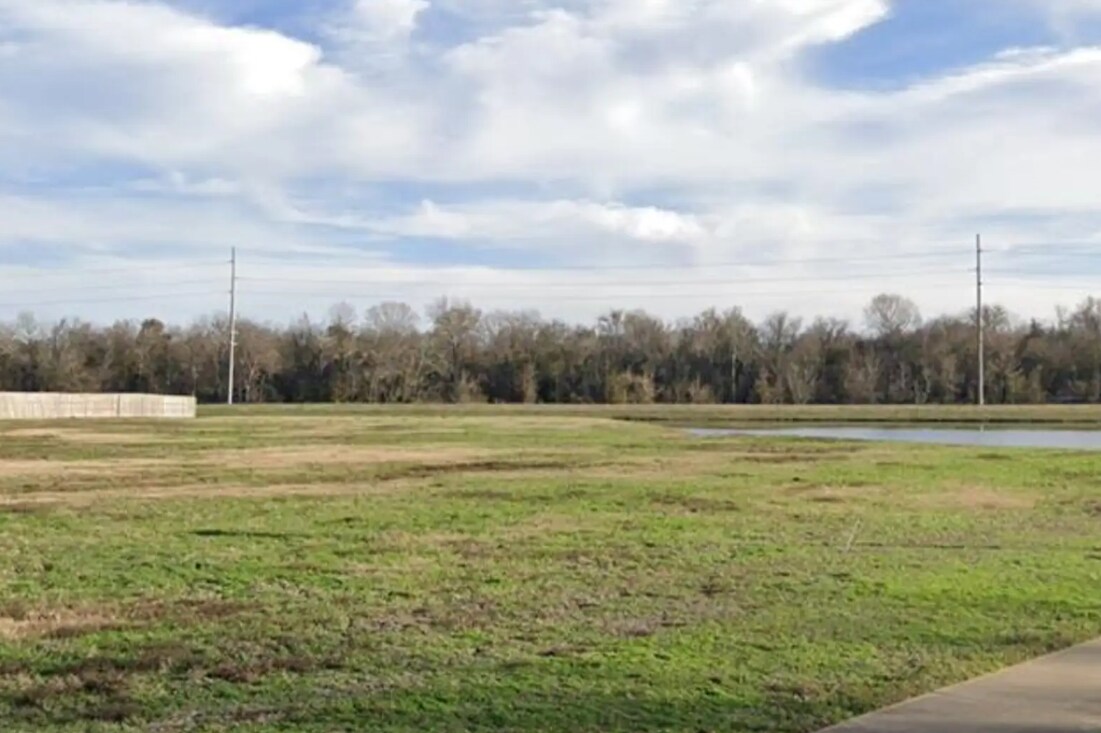 171 Versailles Blvd, Alexandria, LA for Sale