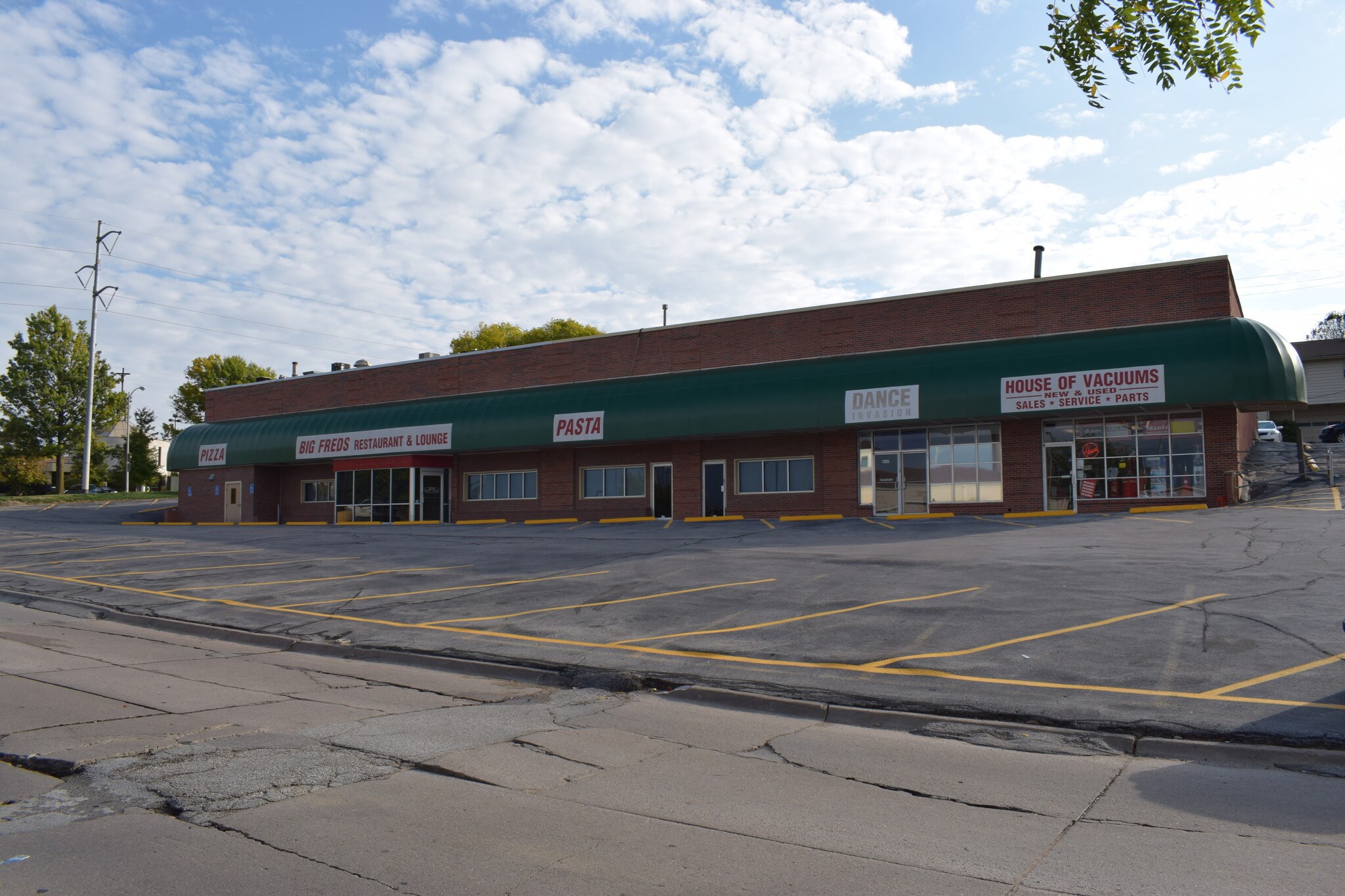 1101-1131 119th St, Omaha, NE for Rent