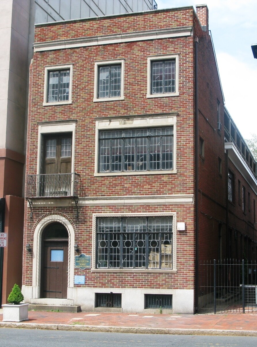 226 W State St, Trenton, NJ for Rent
