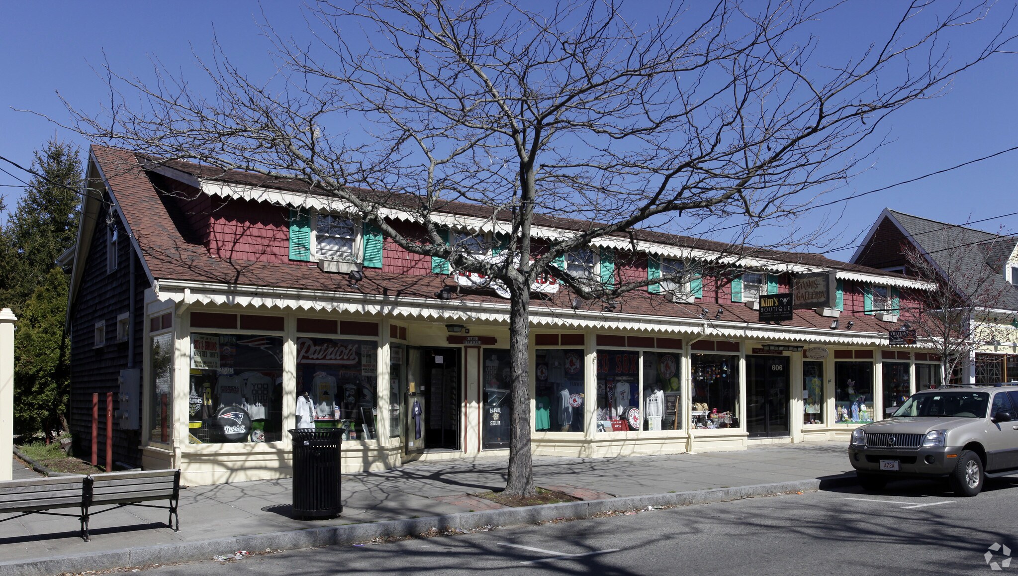 606 Main St, Hyannis, MA for Rent