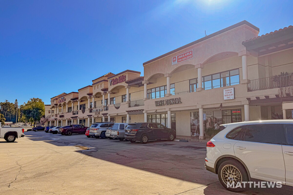 680 E Alosta Ave, Azusa, CA for Rent