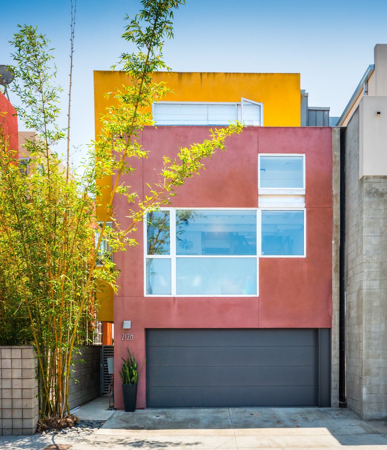2128 Narcissus Ct, Venice, CA for Rent