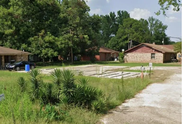 1130 Western Avenue, Monticello, MS for Sale