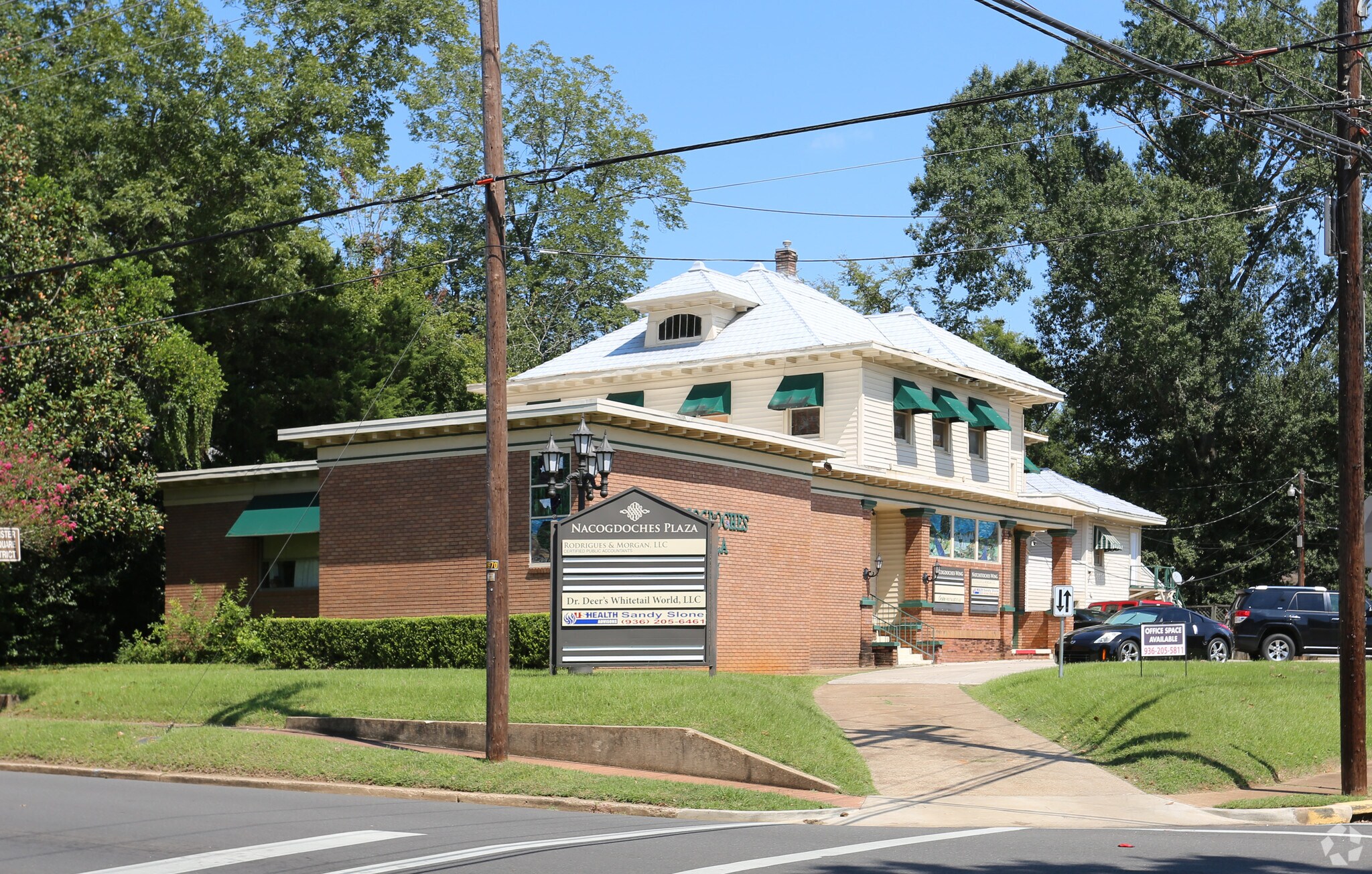 507 E Hospital St, Nacogdoches, TX for Rent