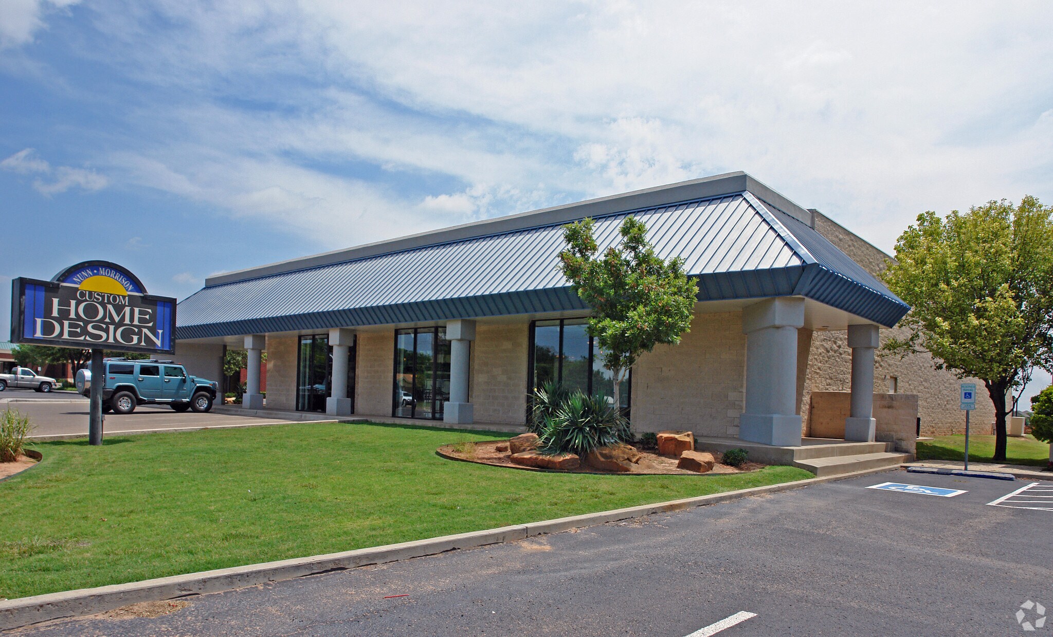 7705 Quaker Ave, Lubbock, TX for Rent