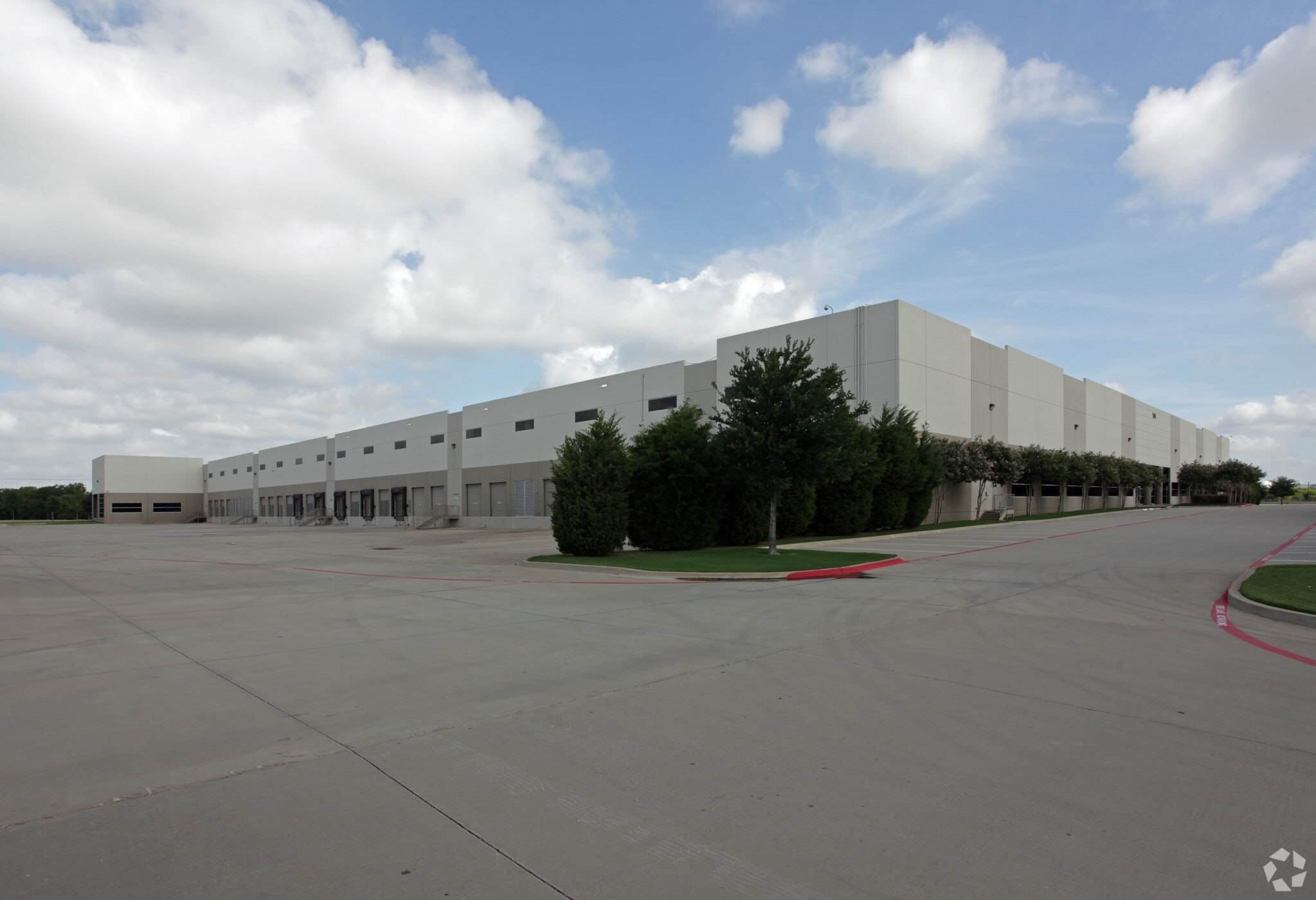 1011 N 28th Ave, Dfw Airport, TX for Rent