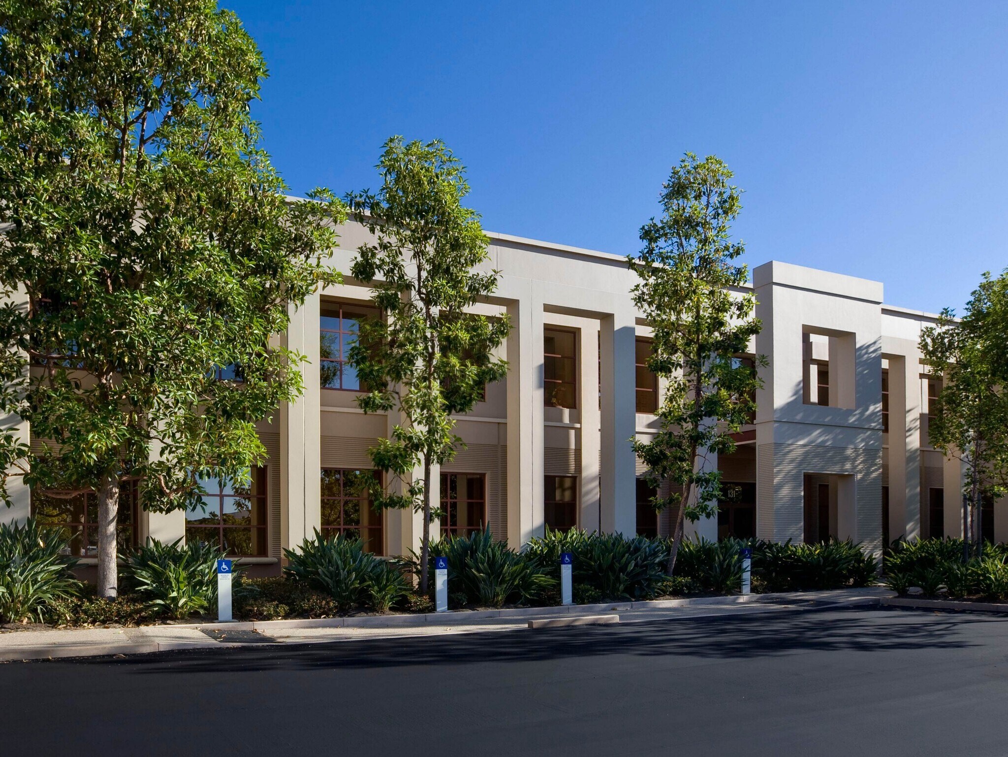 111 Academy Dr, Irvine, CA for Rent