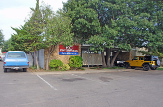 Lubbock, TX Office/Retail - 3410 Knoxville Ave