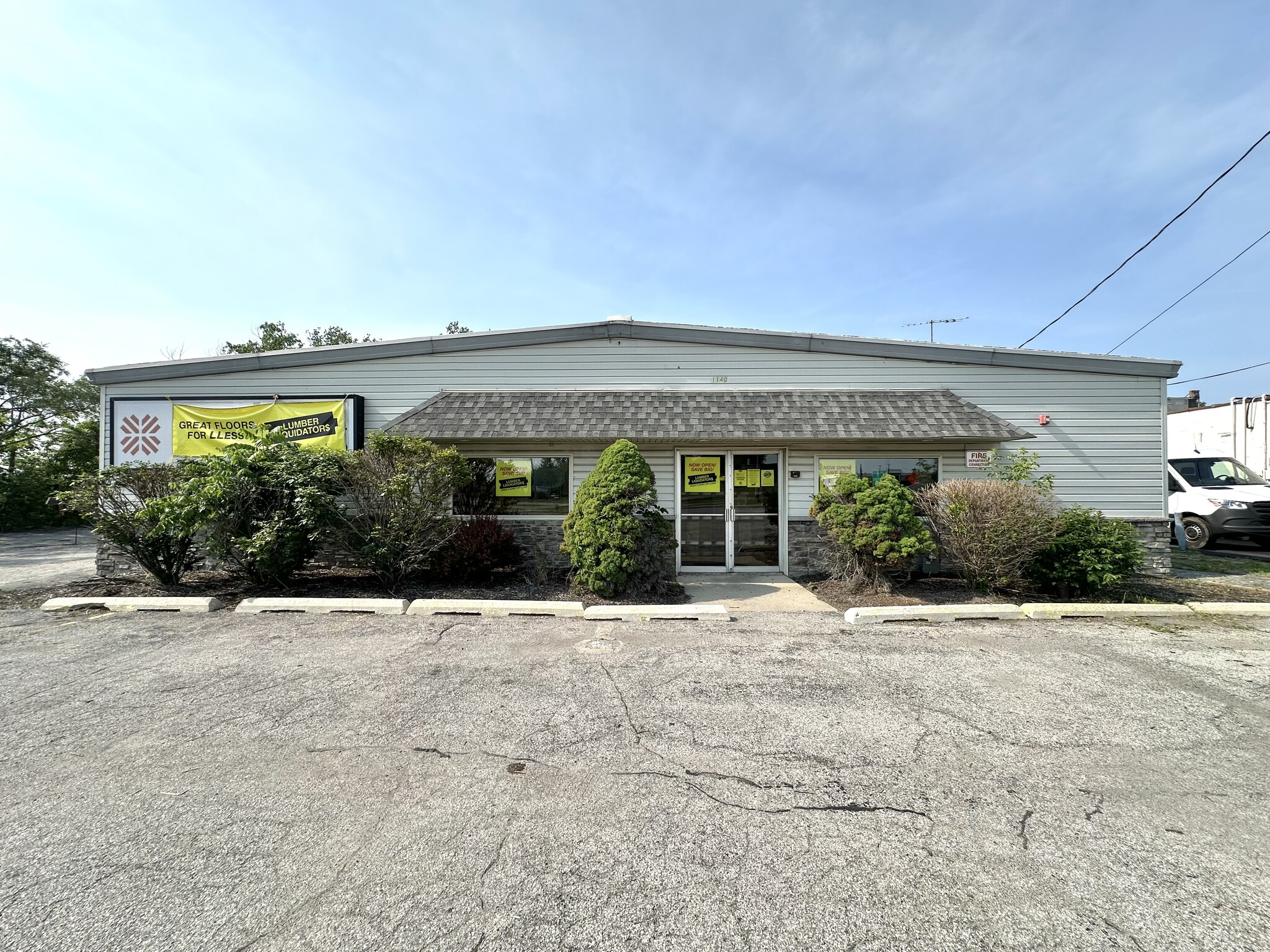 1140 West 81st Ave, Merrillville, IN for Sale