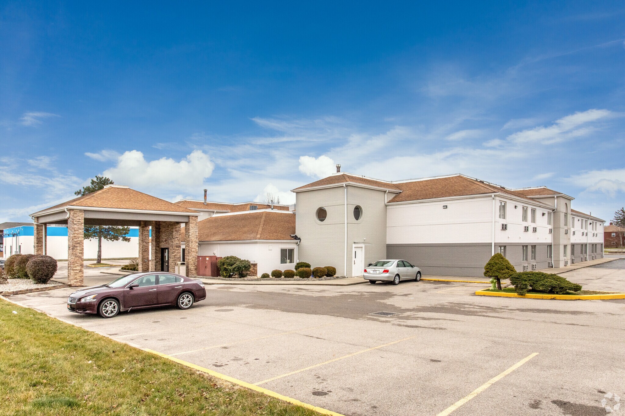 616 N Broad St, Fairborn, OH for Sale