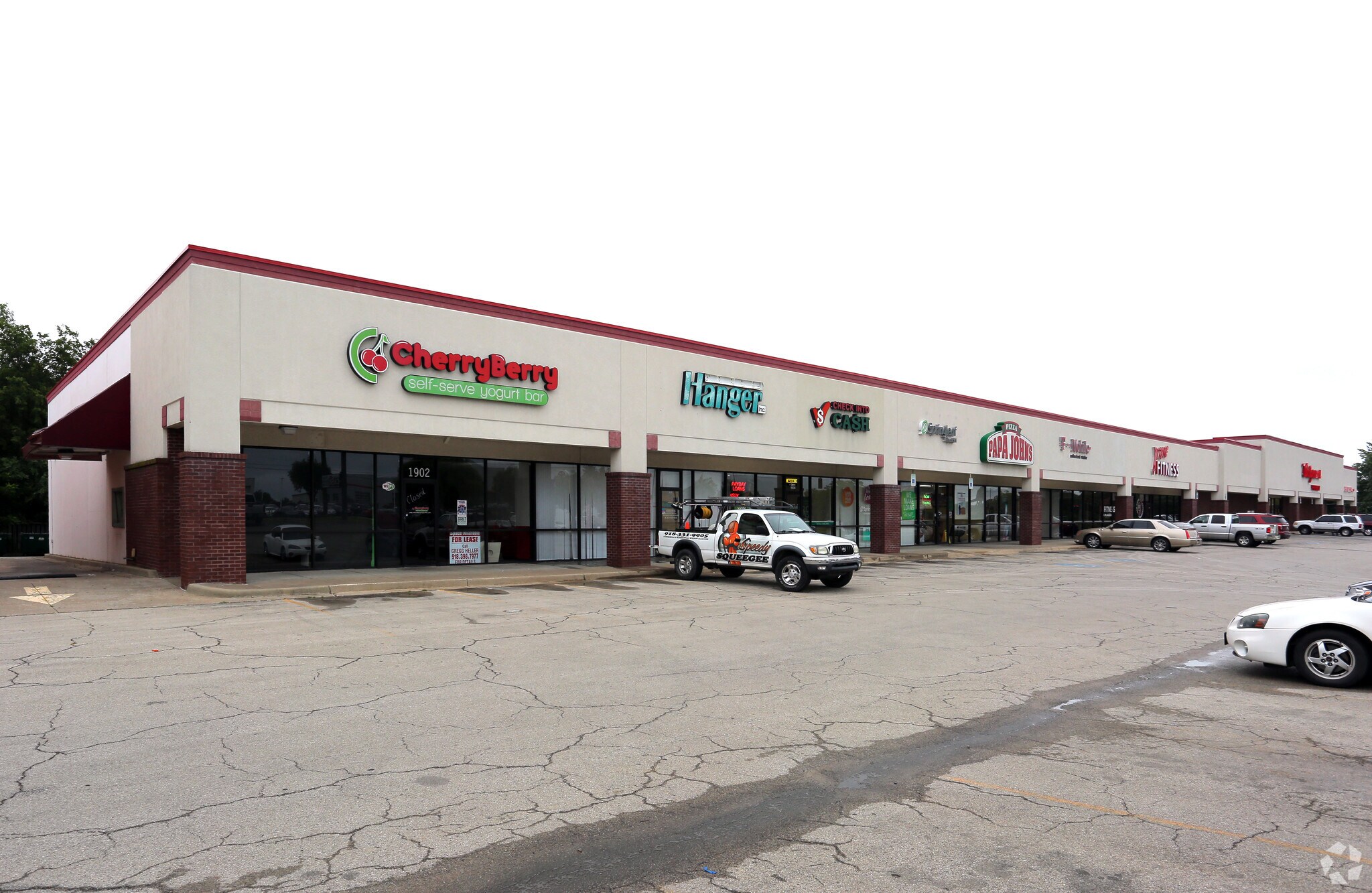 1900-1920 Washington Blvd, Bartlesville, OK for Rent
