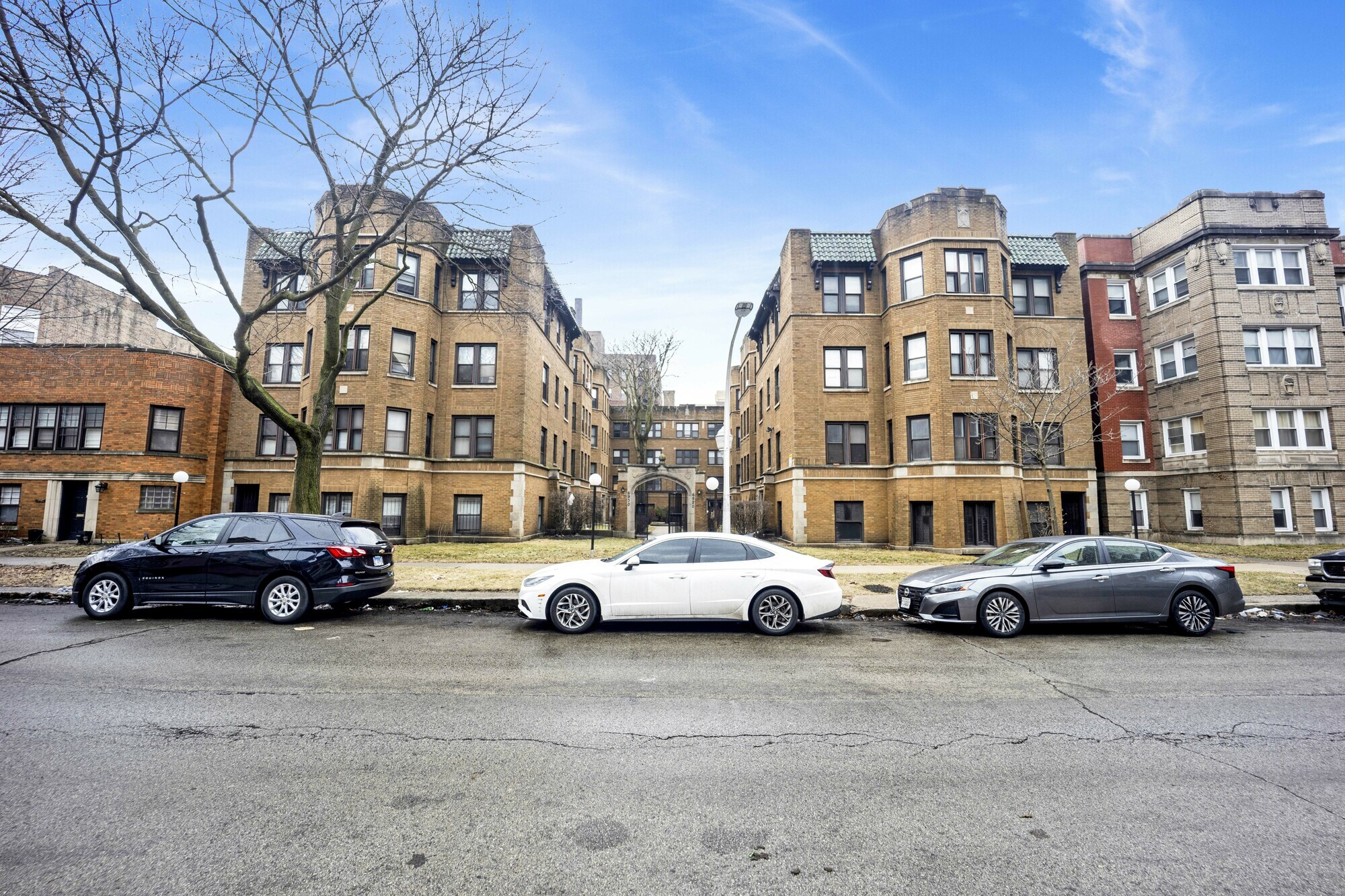 6920-6930 S Oglesby Ave, Chicago, IL for Sale