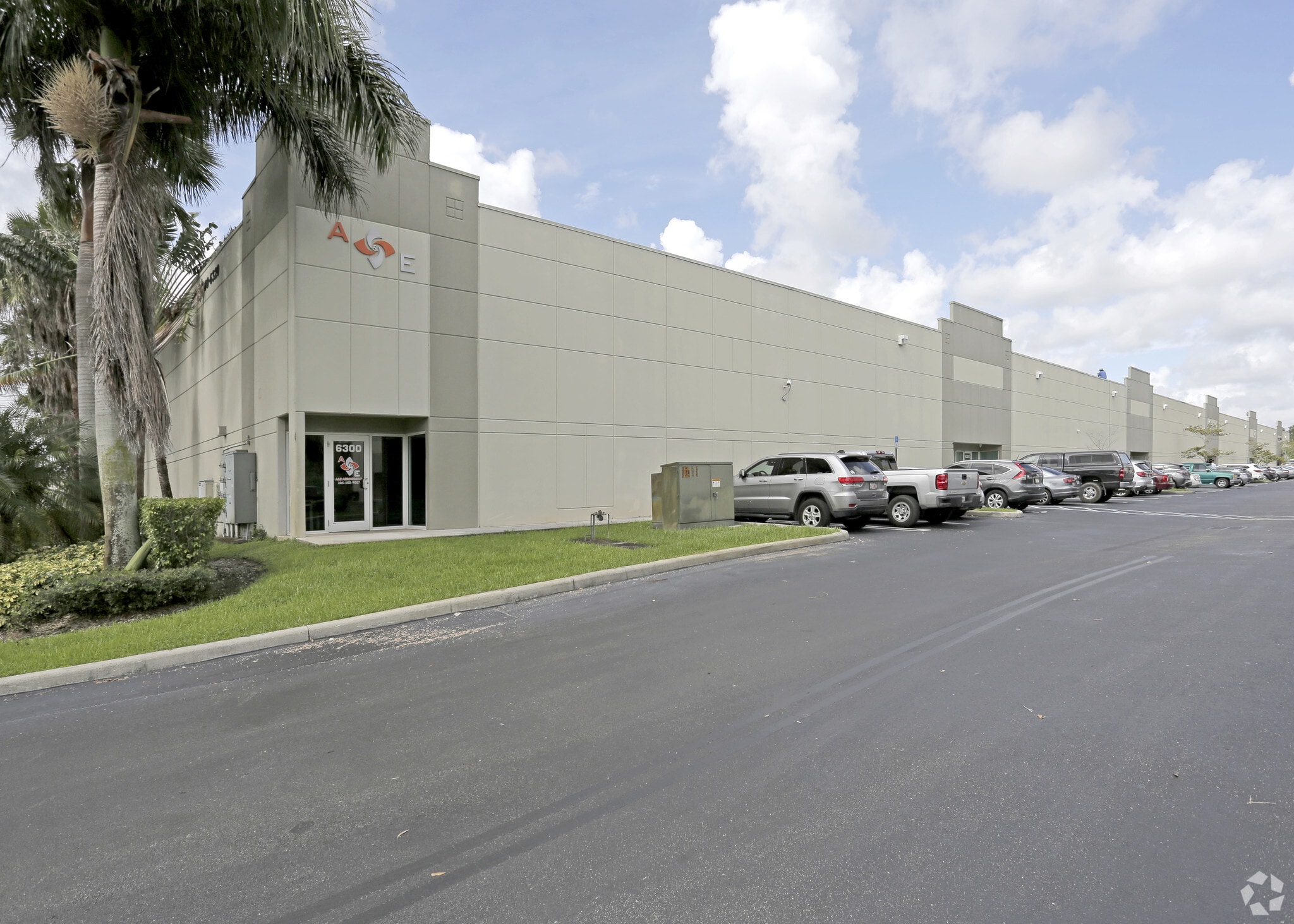 6300-6330 NW 99th Ave, Doral, FL for Rent