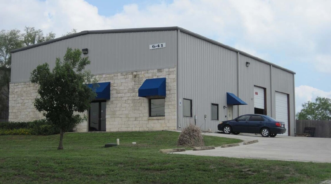 641 Commercial Dr, Buda, TX for Rent