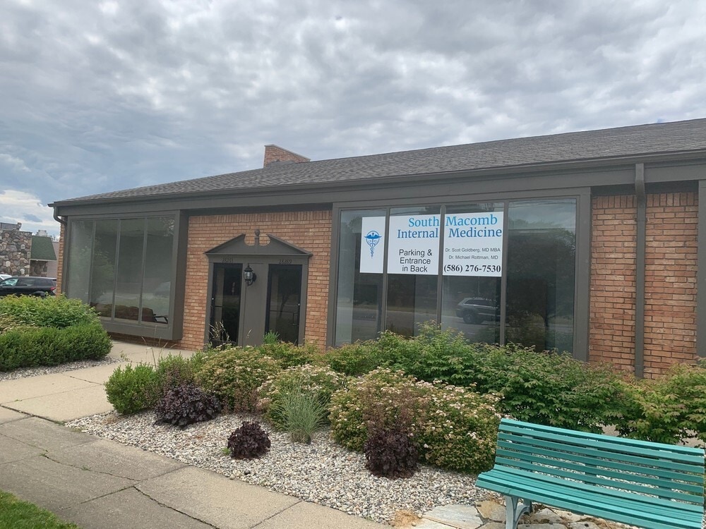 28289-28315 Hoover Rd, Warren, MI for Sale