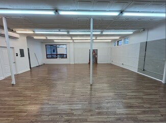 Bridgeport, CT Retail - 20 Bennett St