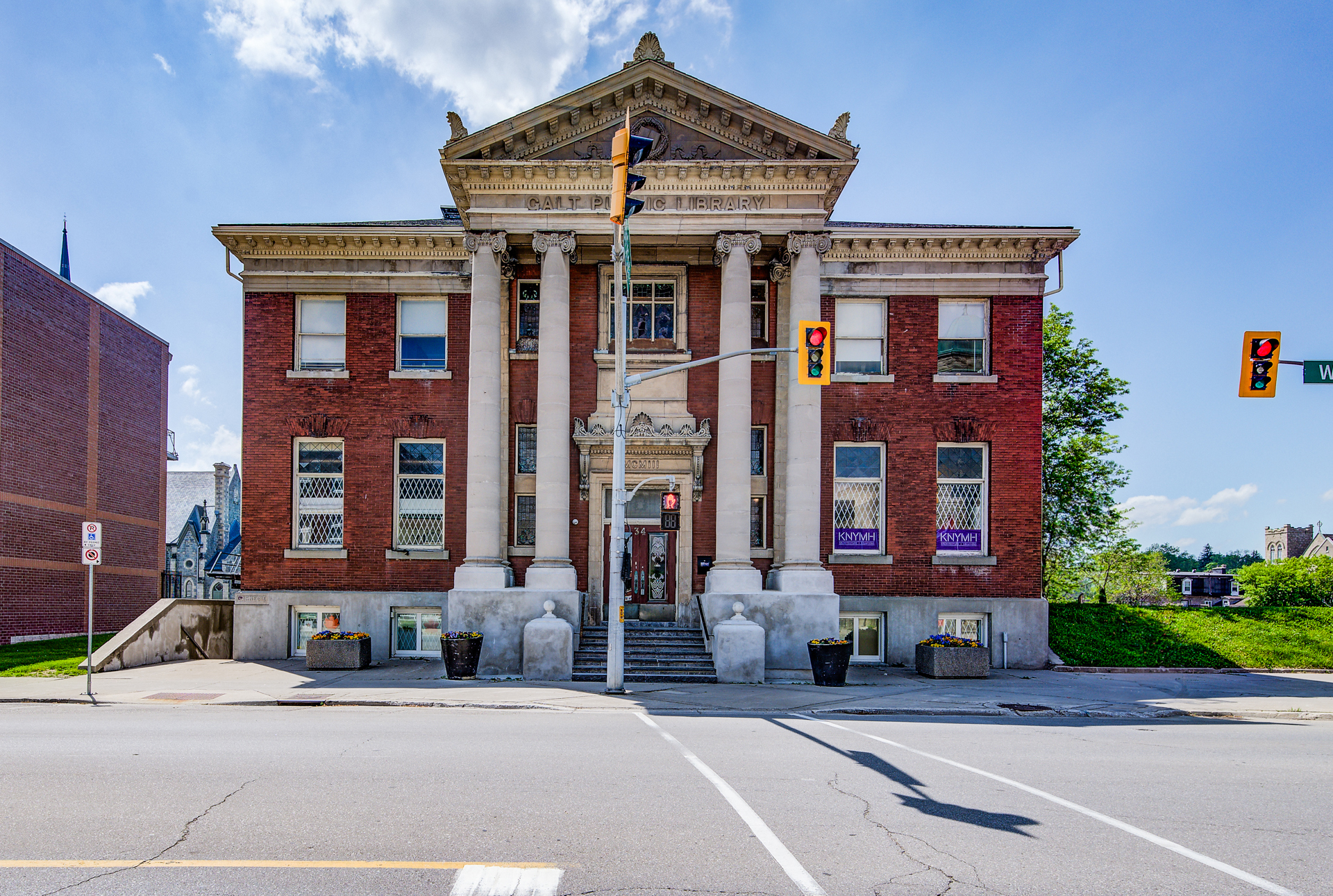 34 Water St N, Cambridge, ON for Sale