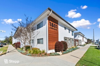 1801-1805 E Wardlow Rd  