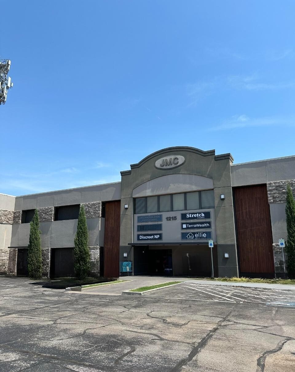 1215 Crossroads Blvd, Norman, OK for Rent