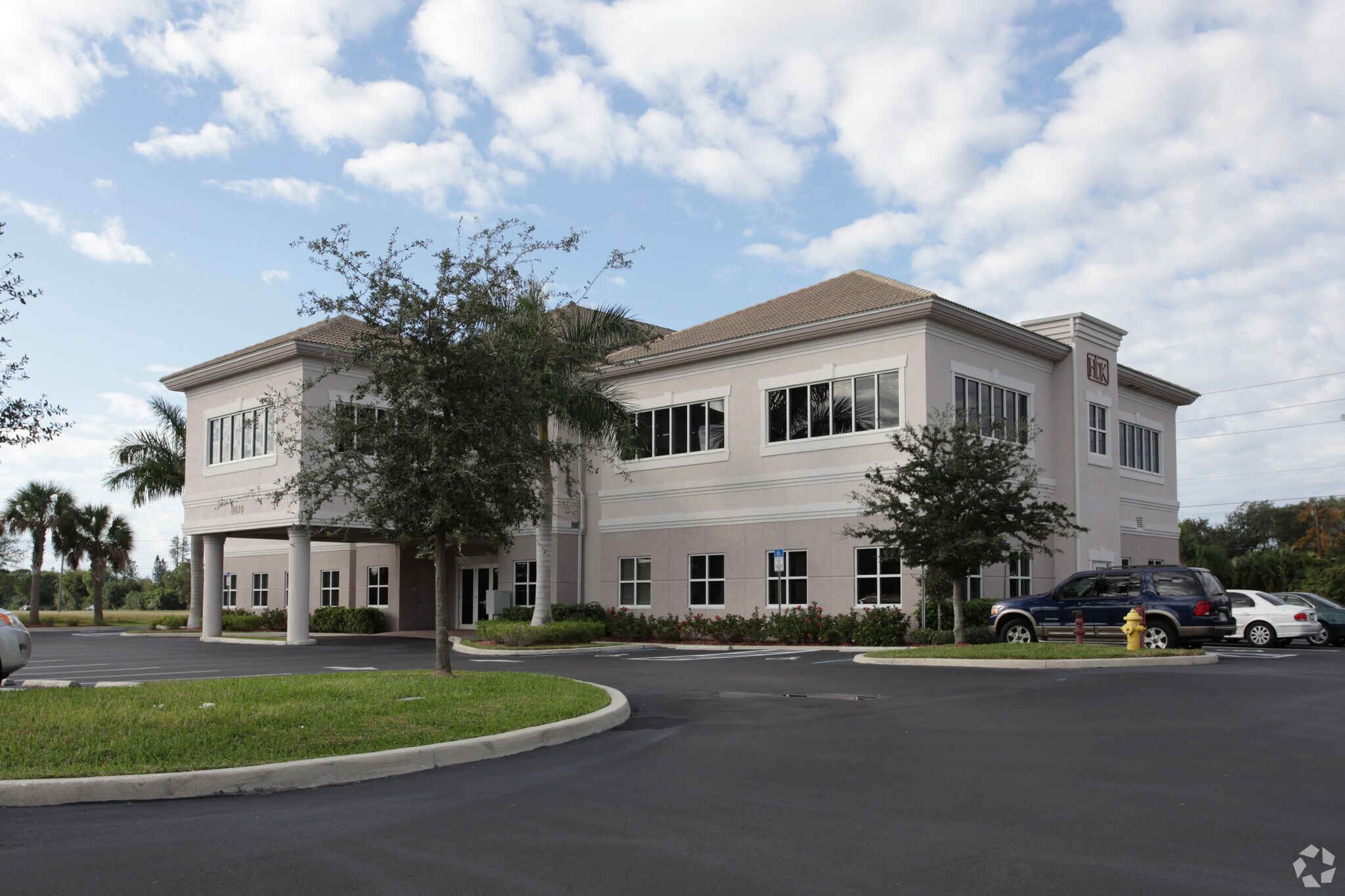 8010 Summerlin Lakes Dr, Fort Myers, FL for Sale