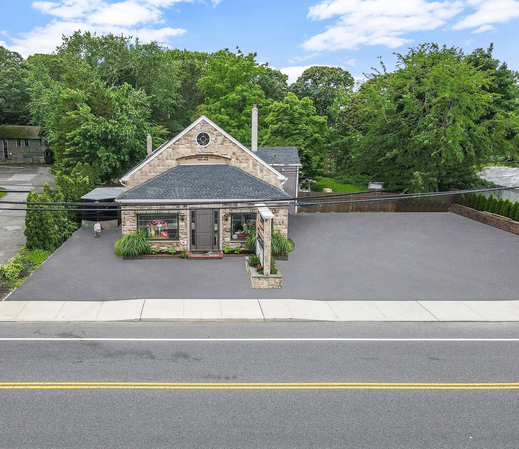 304 Hawkins Ave, Ronkonkoma, NY for Sale