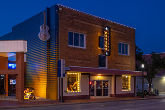 Bentonville, AR undefined - 128 W Central Ave