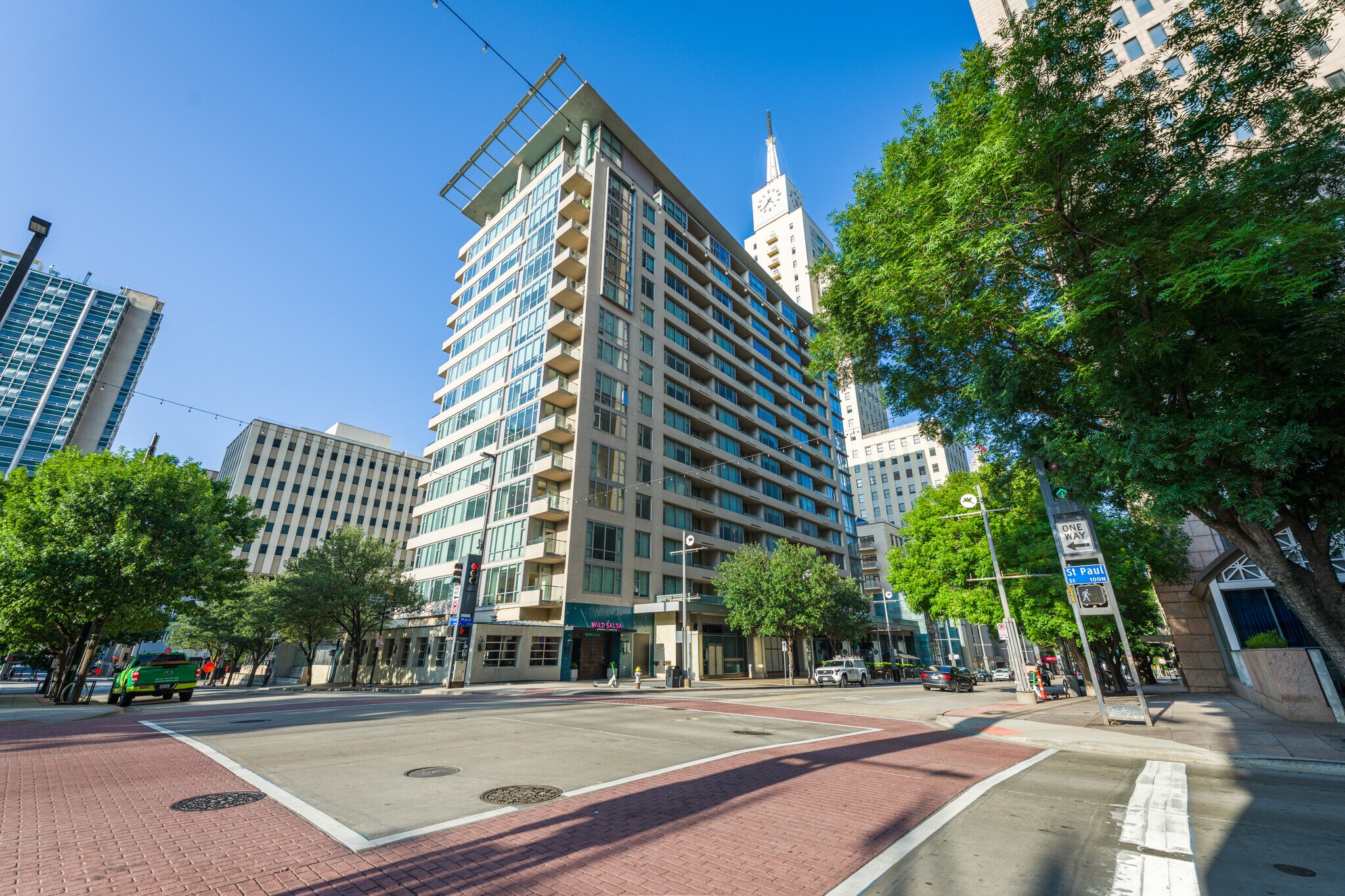 1800 Main St, Dallas, TX for Rent