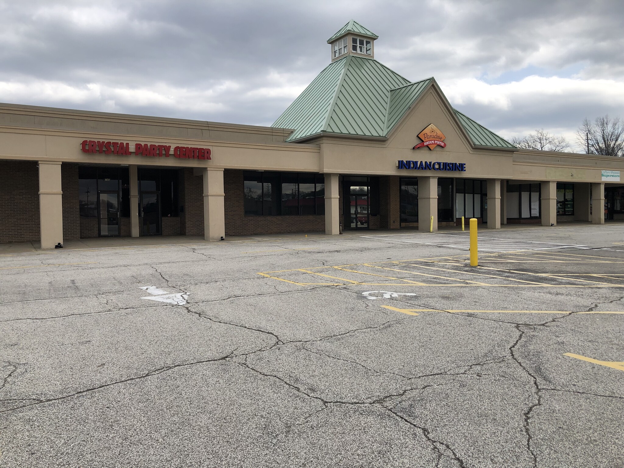 5722-5785 Chevrolet Blvd, Parma, OH for Rent