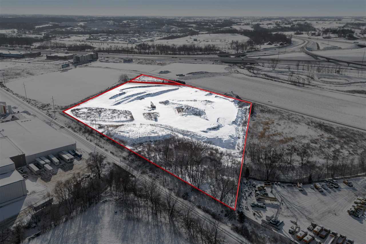 300 Westcor Dr, Coralville, IA for Sale