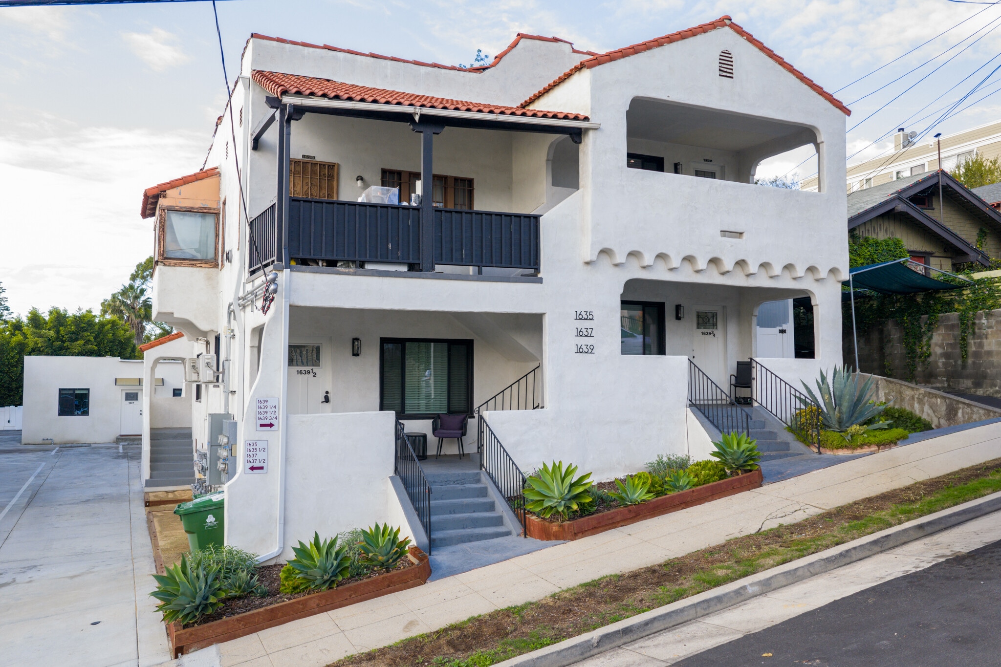 1637-1639 1/2 Micheltorena St, Los Angeles, CA for Sale