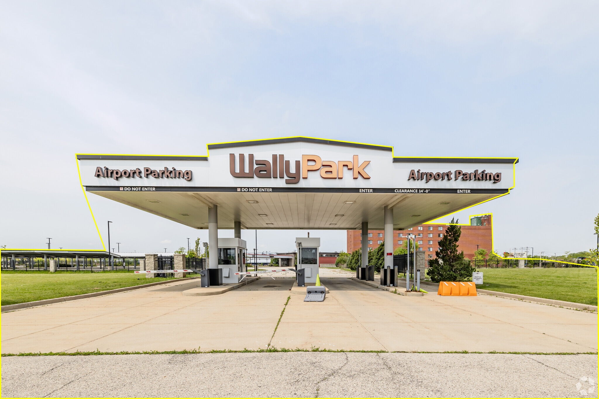 4747 S Howell Ave, Milwaukee, WI for Sale