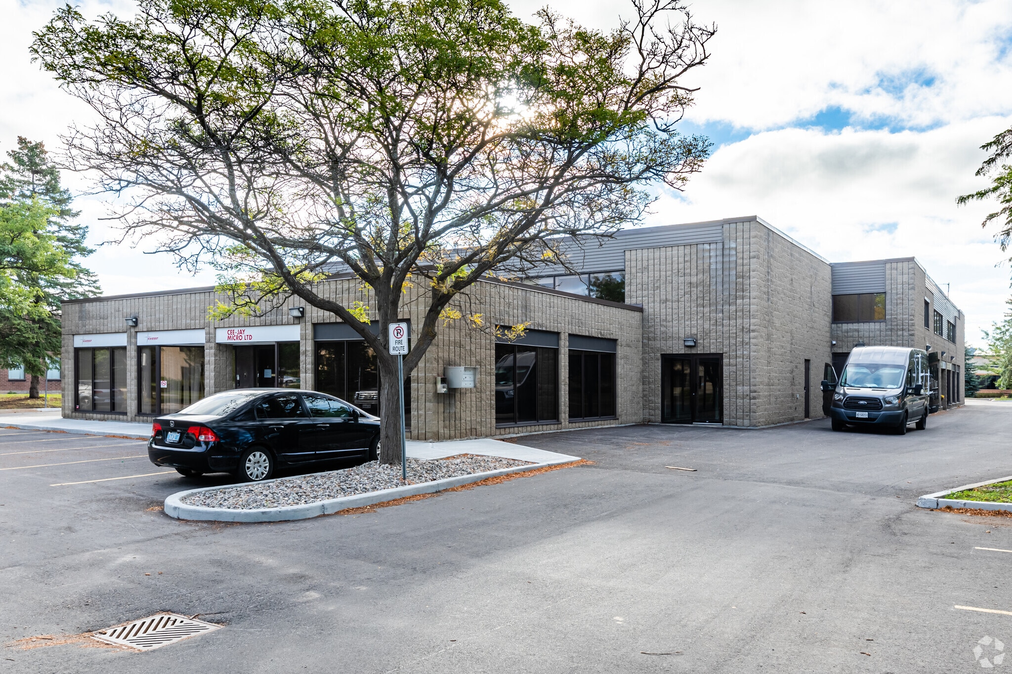 155 Terence Matthews Cres, Ottawa, ON for Rent