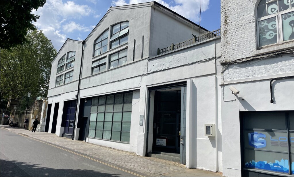138 Barlby Rd, London, LND for Rent