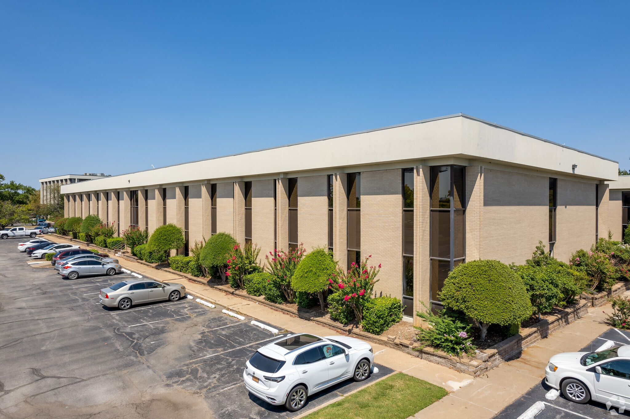 9726 E 42nd St, Tulsa, OK for Rent