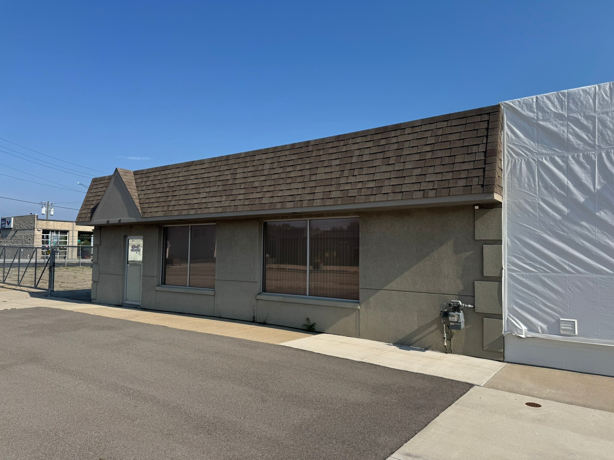 45-47 E 10 Mile Rd, Madison Heights, MI for Sale