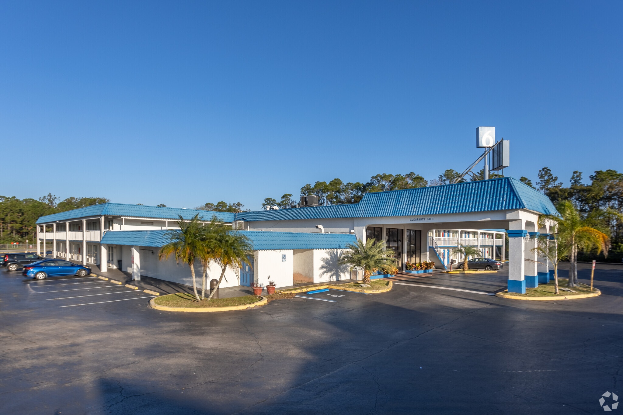 2992 W International Speedway Blvd, Daytona Beach, FL for Sale