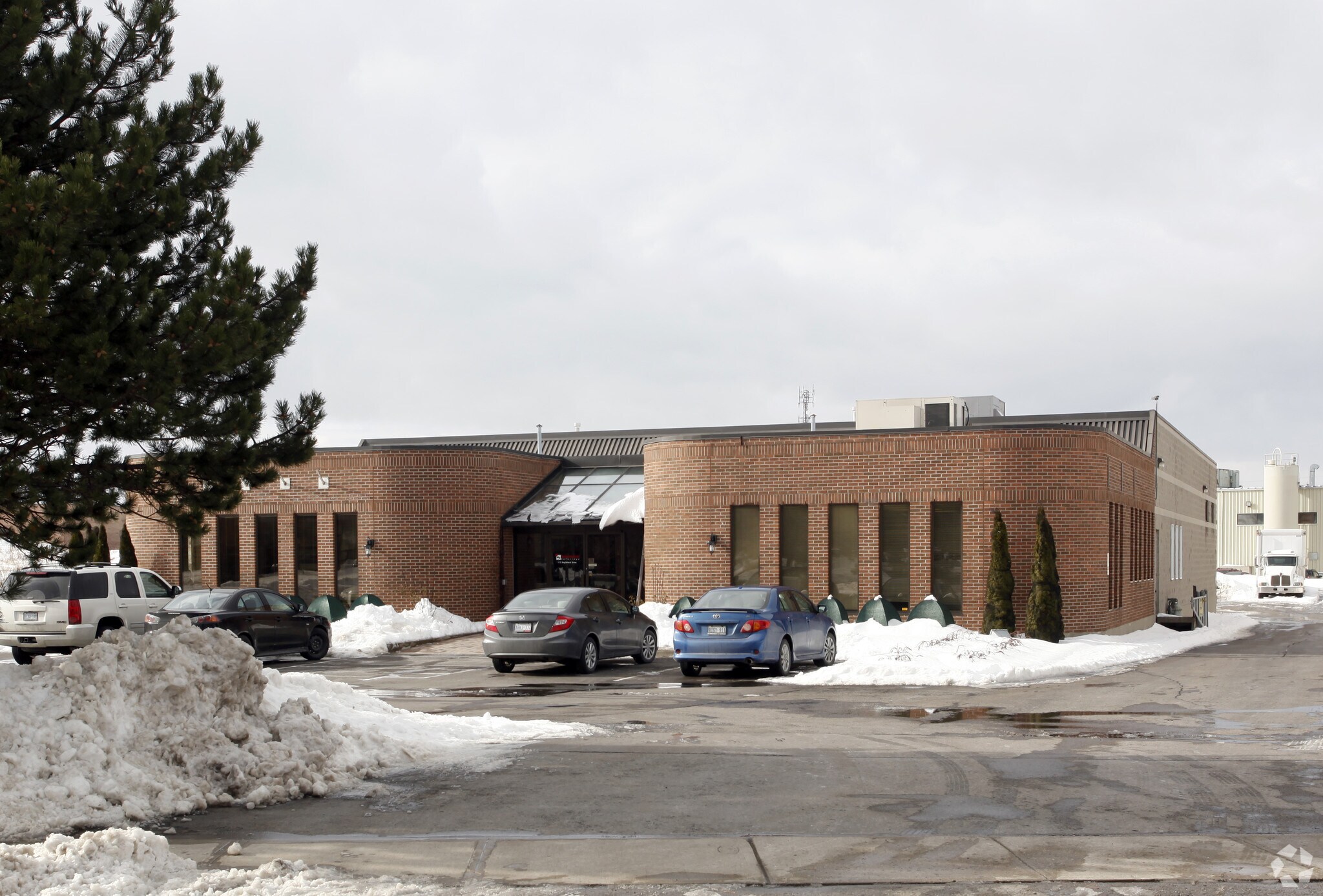 115 Engelhard Dr, Aurora, ON for Sale