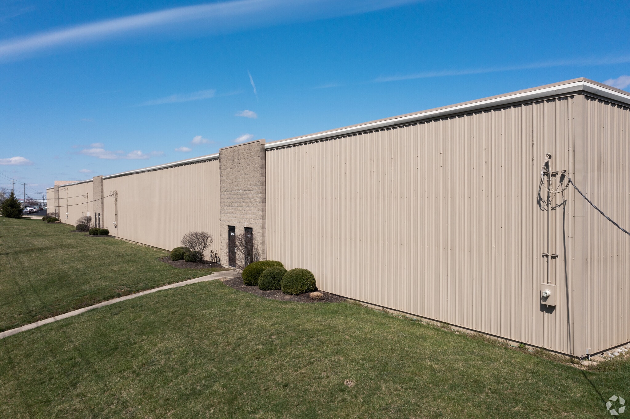 9778-9786 Inter Ocean Dr, West Chester, OH for Rent