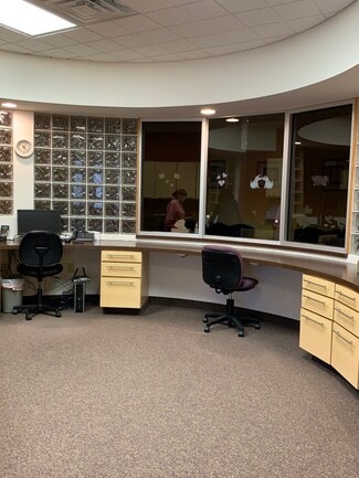 Avon, OH undefined - 36855 American Way