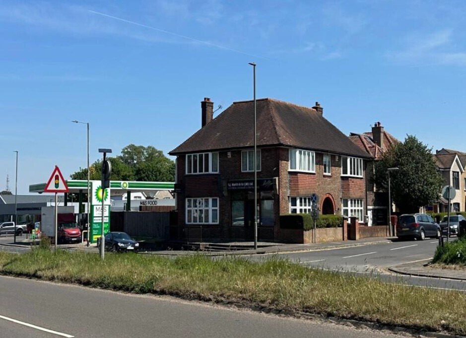 75 Brighton Rd, Banstead, SRY for Sale