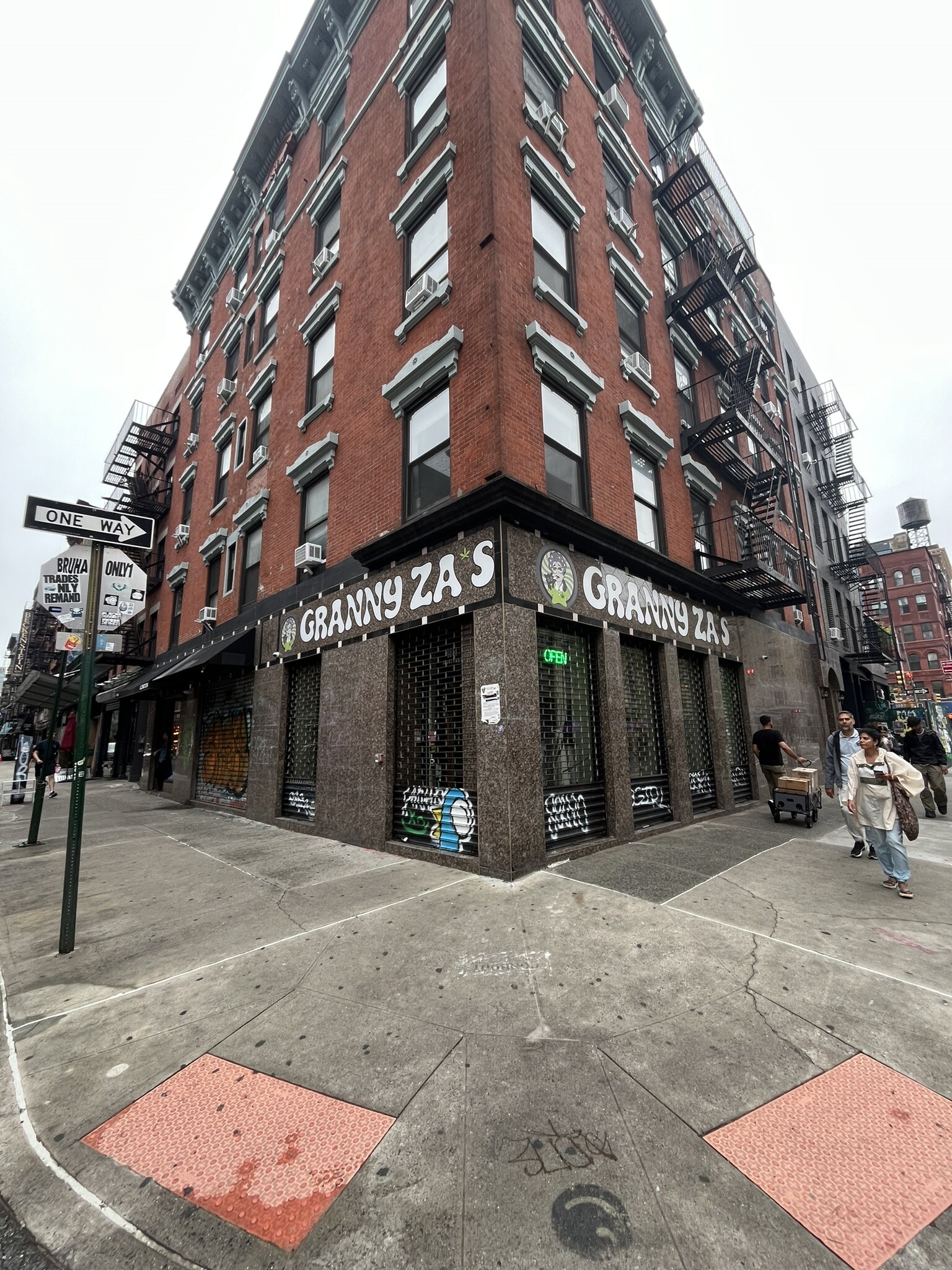 83 Rivington St, New York, NY for Rent