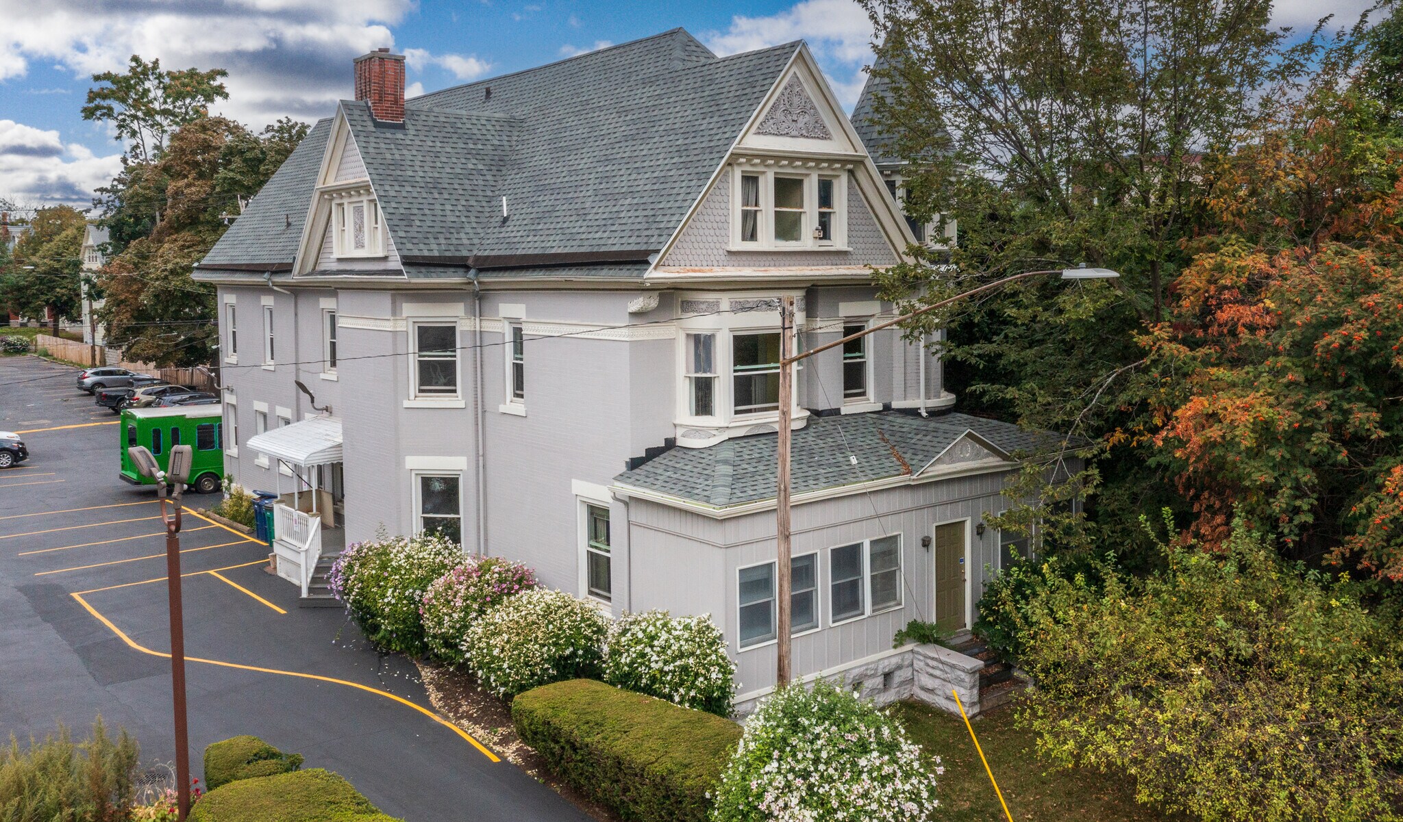 1092 Main St, Buffalo, NY for Rent