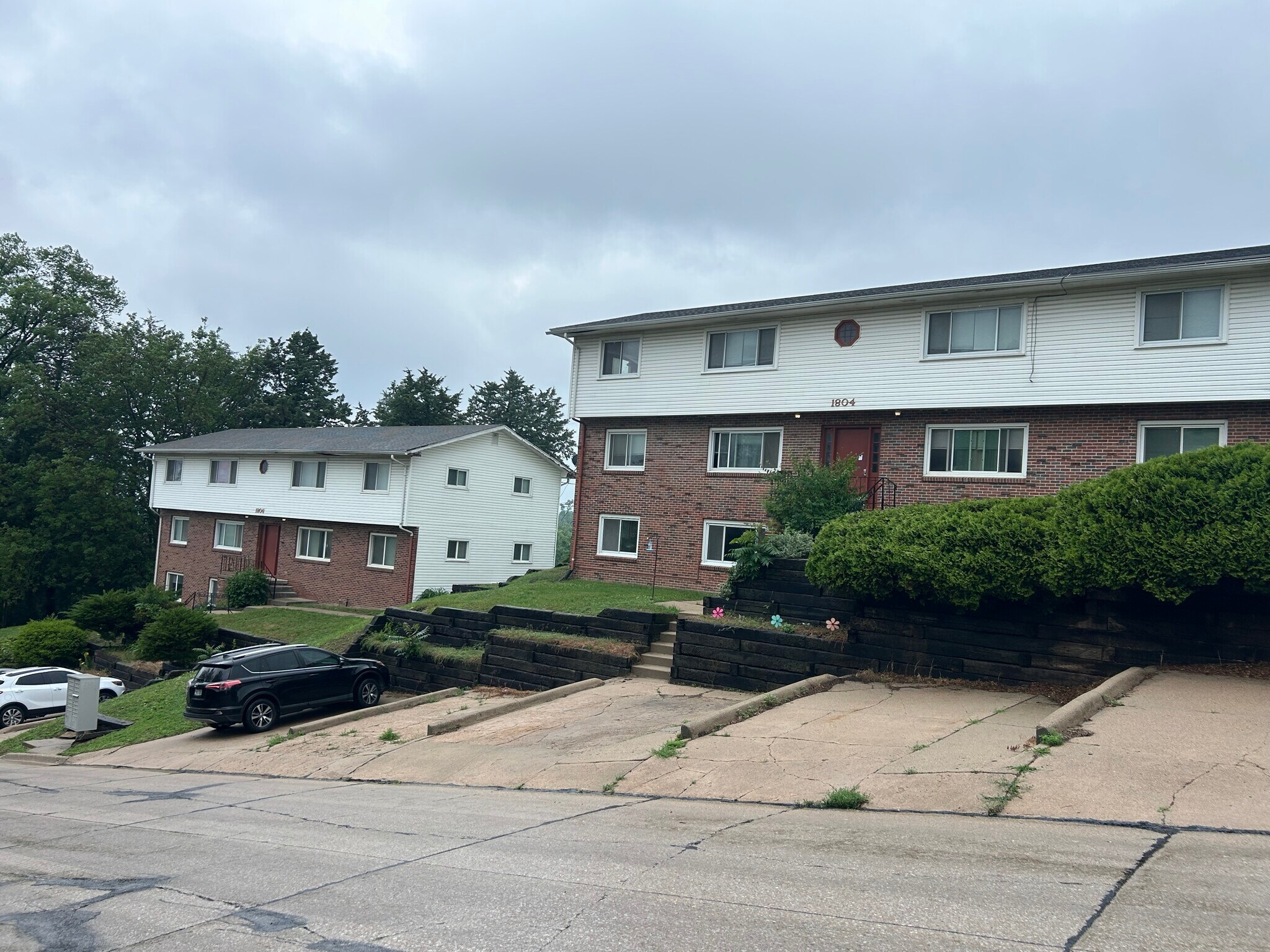 1802-1806 Wayne St, Bellevue, NE for Sale