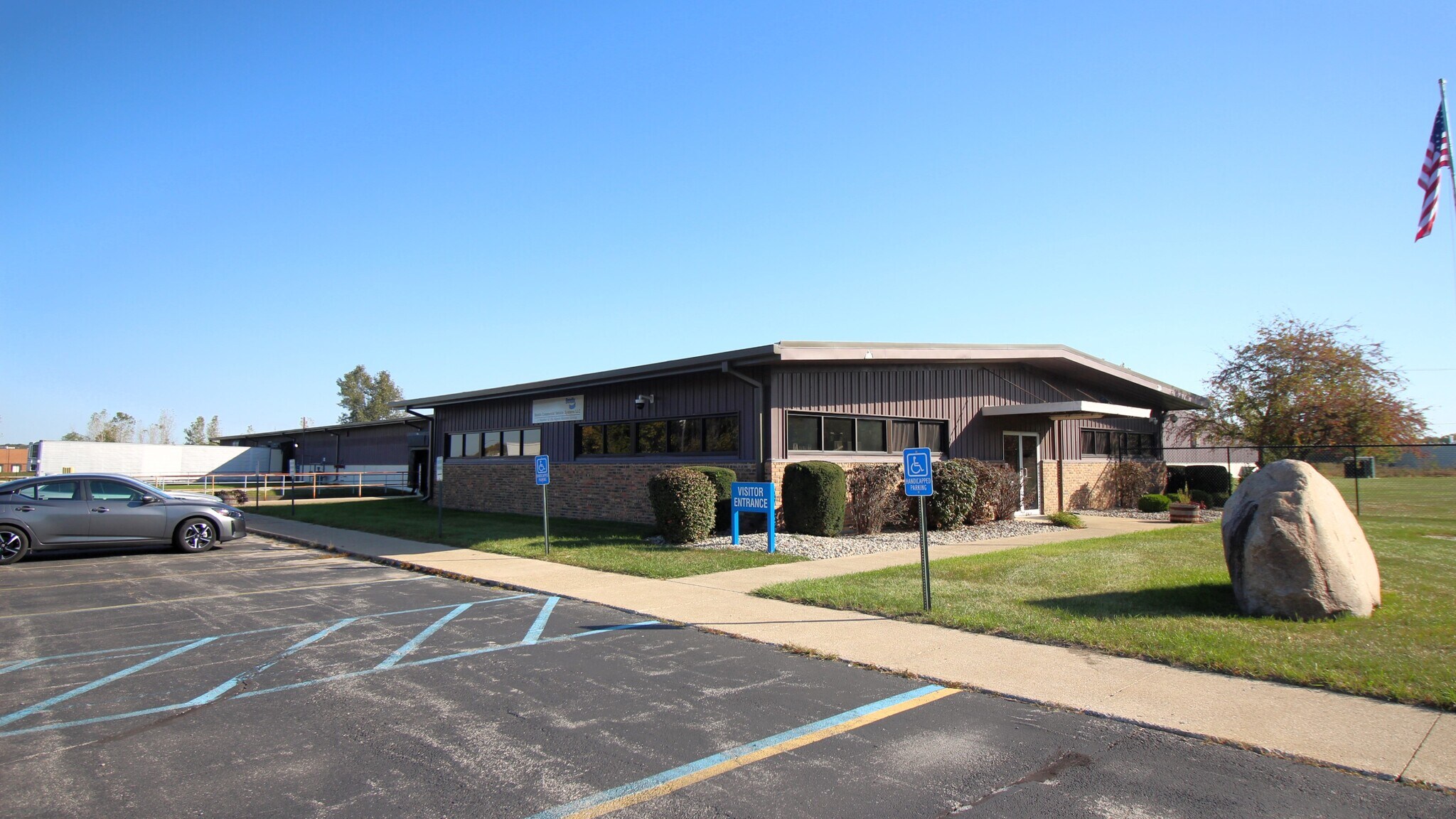 2051 Riverfork Dr, Huntington, IN for Sale