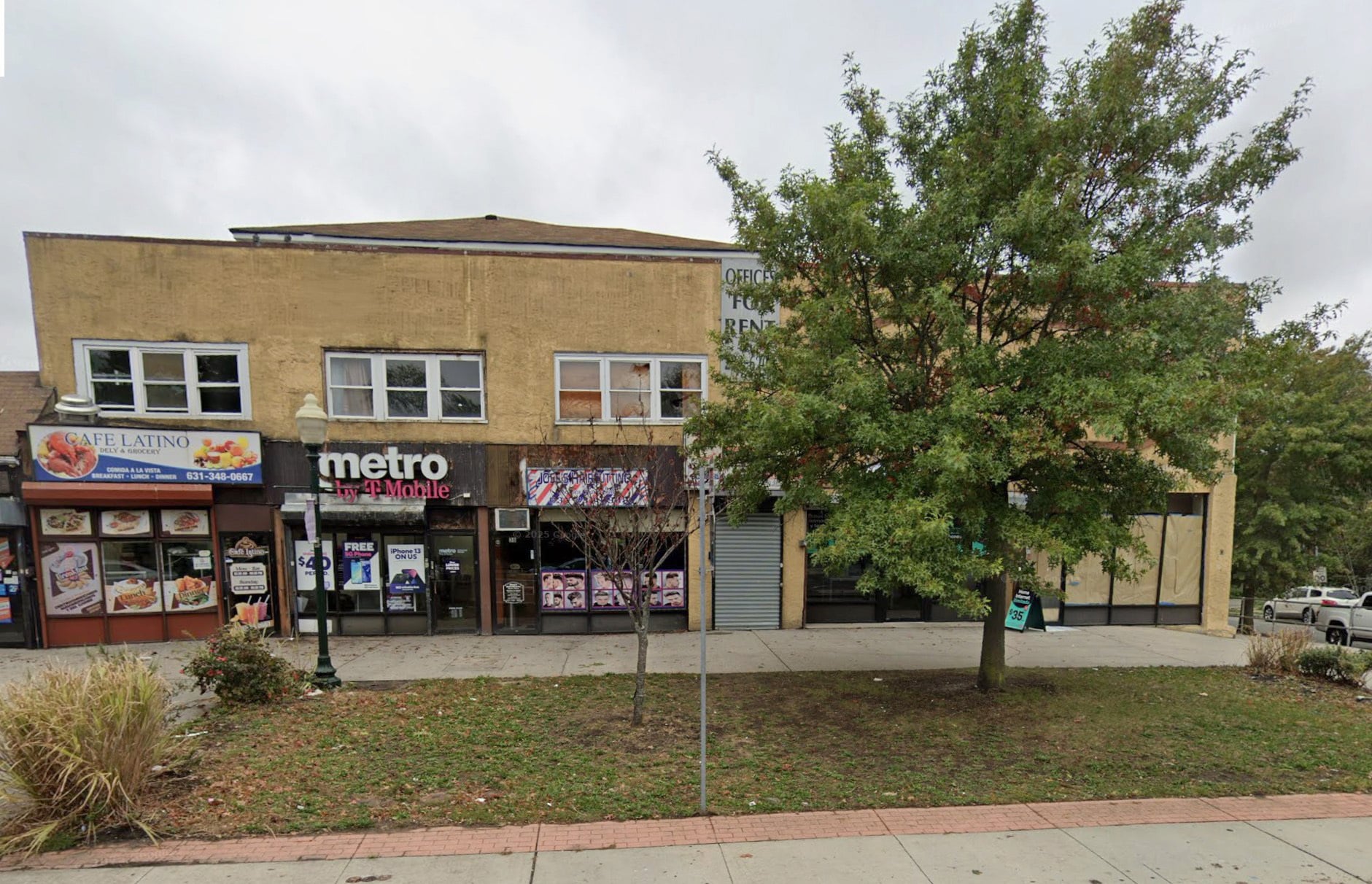 28-40 E Suffolk Ave, Central Islip, NY for Rent