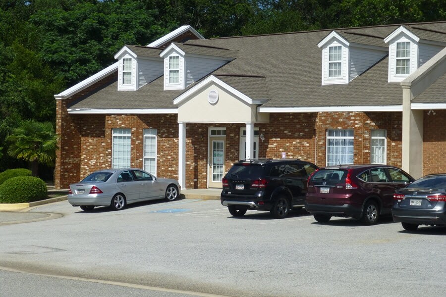 524 S Houston Lake Rd Warner Robins, GA 31088 Office Property for Sale on